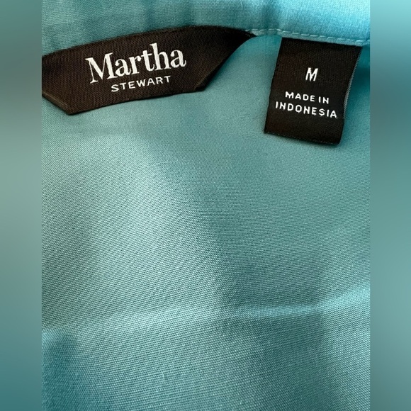 Martha STEWART STRETCH POPLIN BLOUSE - MEDIUM - - Picture 8 of 9